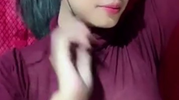 Bokep Indo Cewek Cantik Payudara Montok Transparan