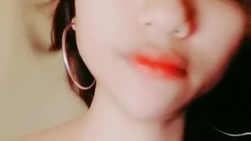 Bokep Indo Host Cantik Memeknya Dipamerin Dikocokin