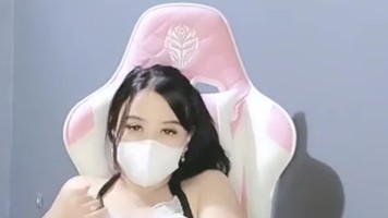 Bokep Indo Gege Colmek Dildo sampe Nyembur