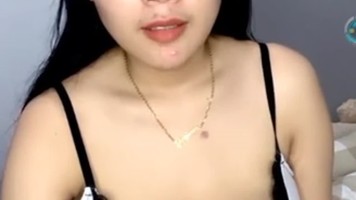 Penampilan Hot Bulurah Ici Bikin Penasaran Aja