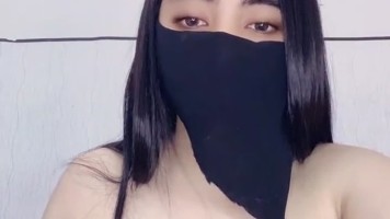 Bulat Susunya Kak Colle Pas di Genggaman HOT51