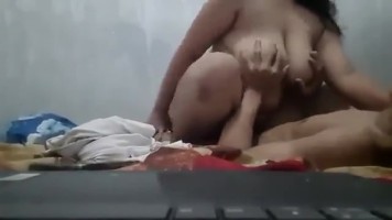 Digoyang Cewek Toge Sambil Remas Toketnya